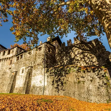 Loctowers A3-4-3 By Interhome *