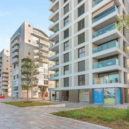 Апартаменты Loctowers A3-4-3 By Interhome *